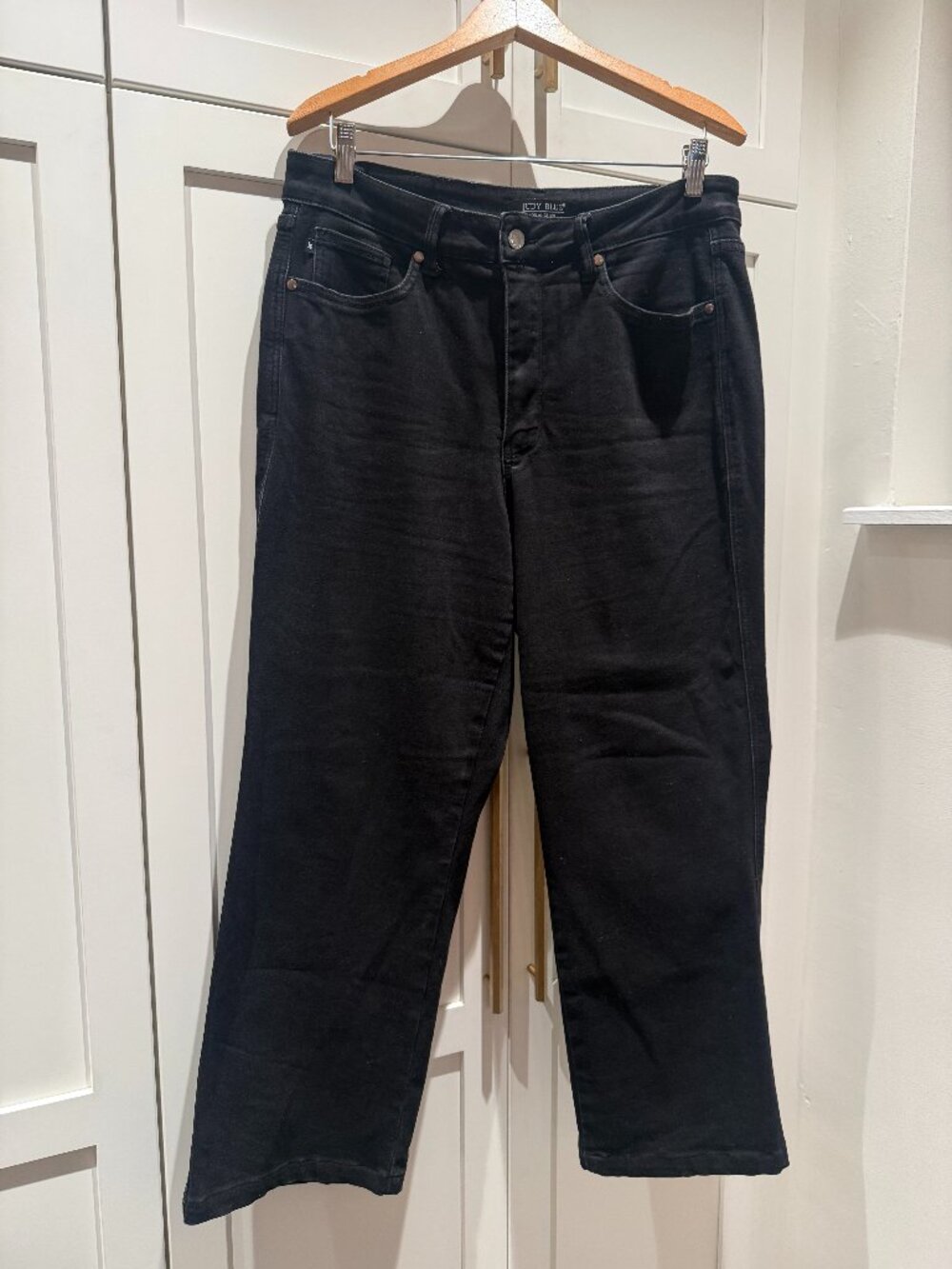 Judy Blue Black High Rise - Tummy Control Straight Jeans -14W 🖤